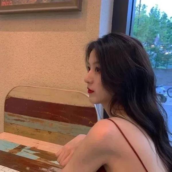 红白黑黄第一季